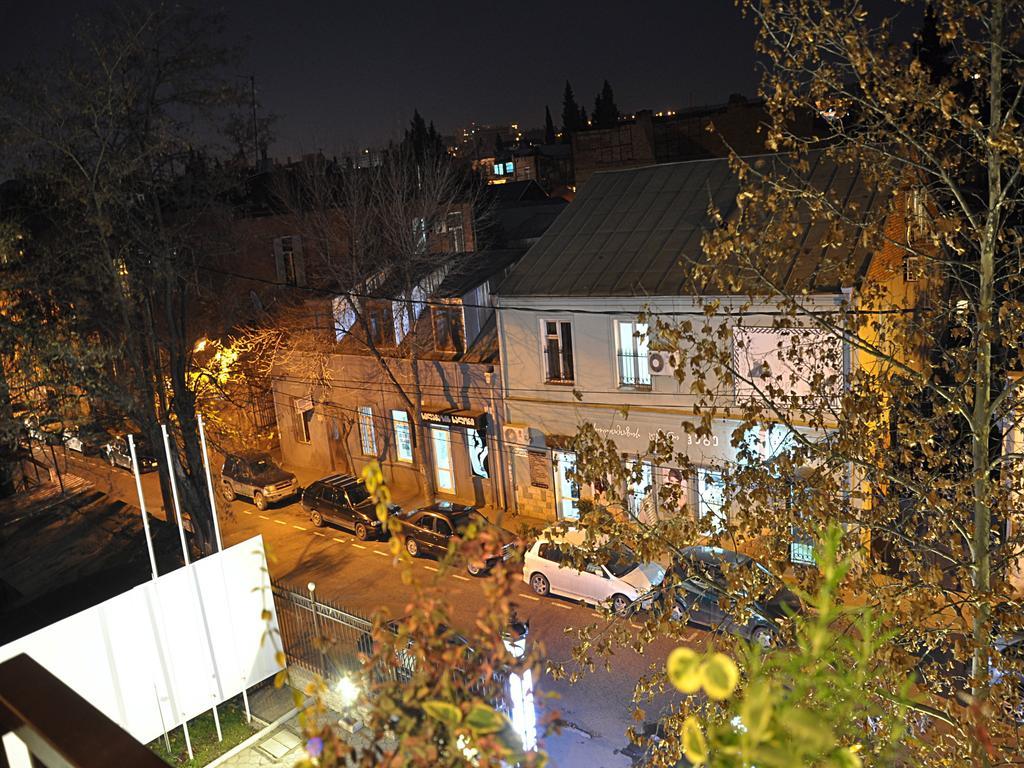 Gold Star Hotel Tbilisi Buitenkant foto