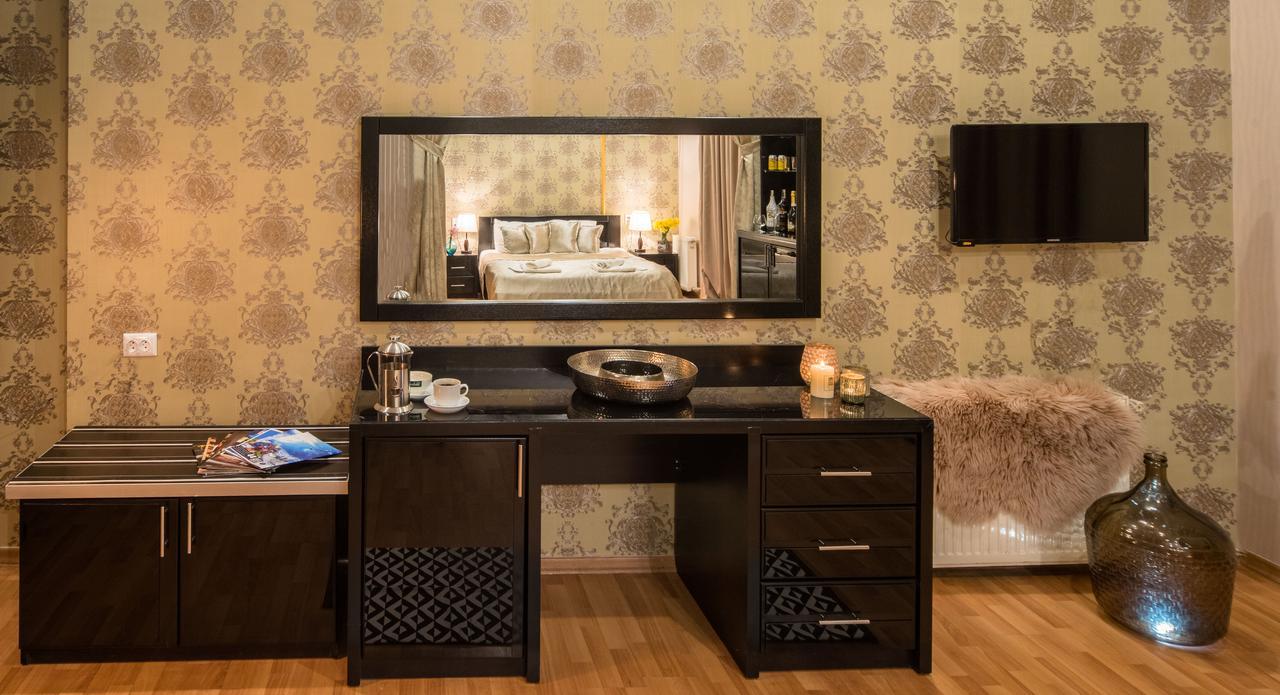 Gold Star Hotel Tbilisi Buitenkant foto